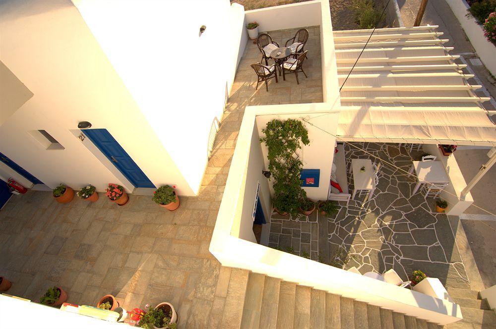 Avra Pension Chora  Exterior photo